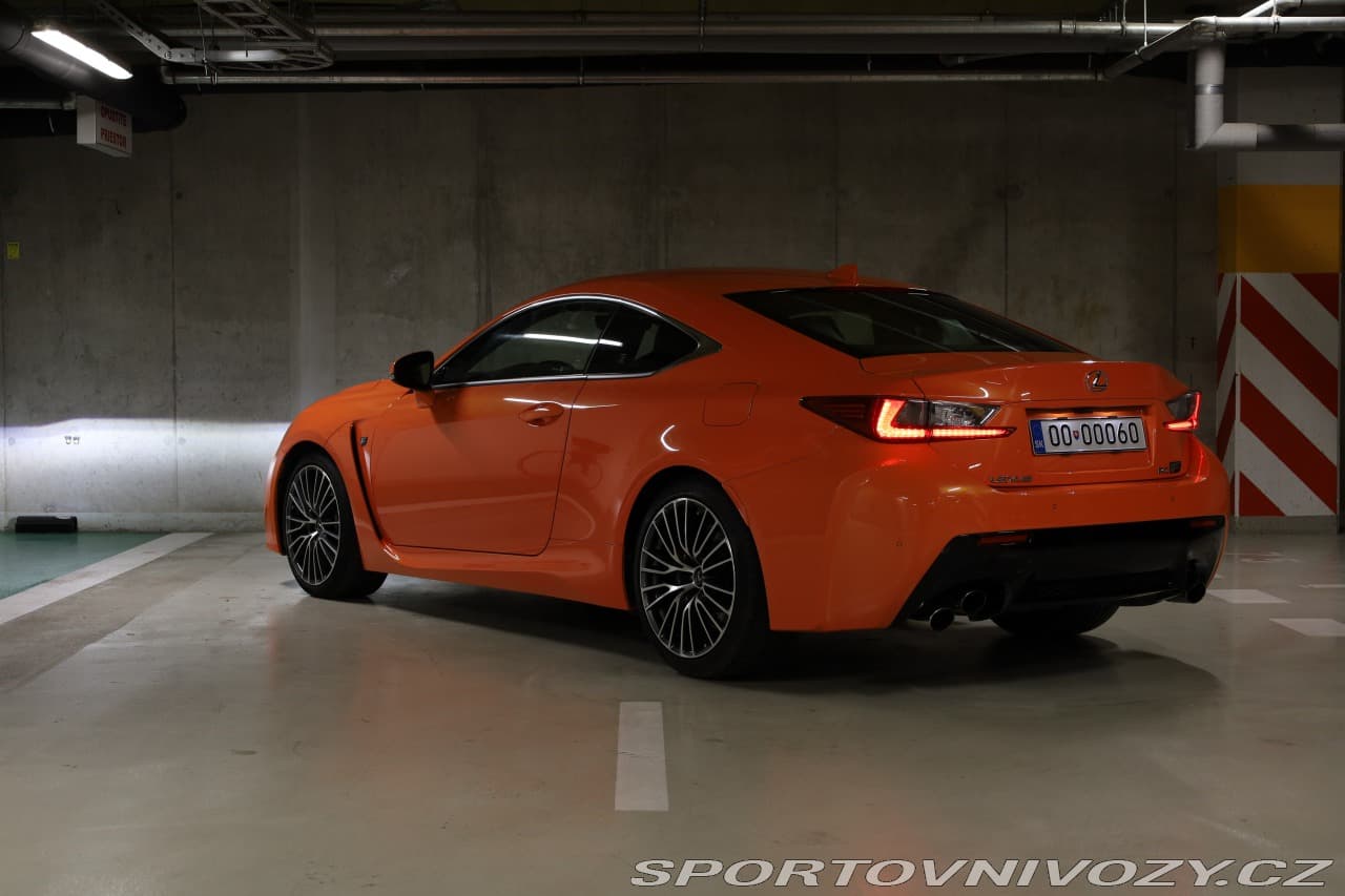 2015 Lexus RC - 10