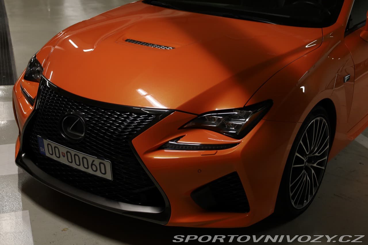 2015 Lexus RC - 15
