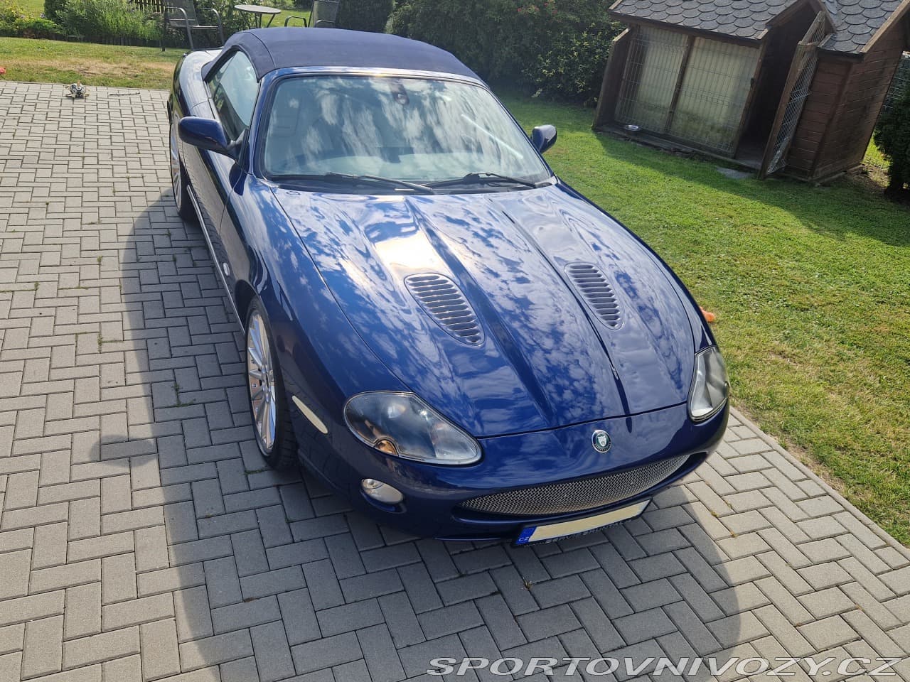 2004 Jaguar XK - 10