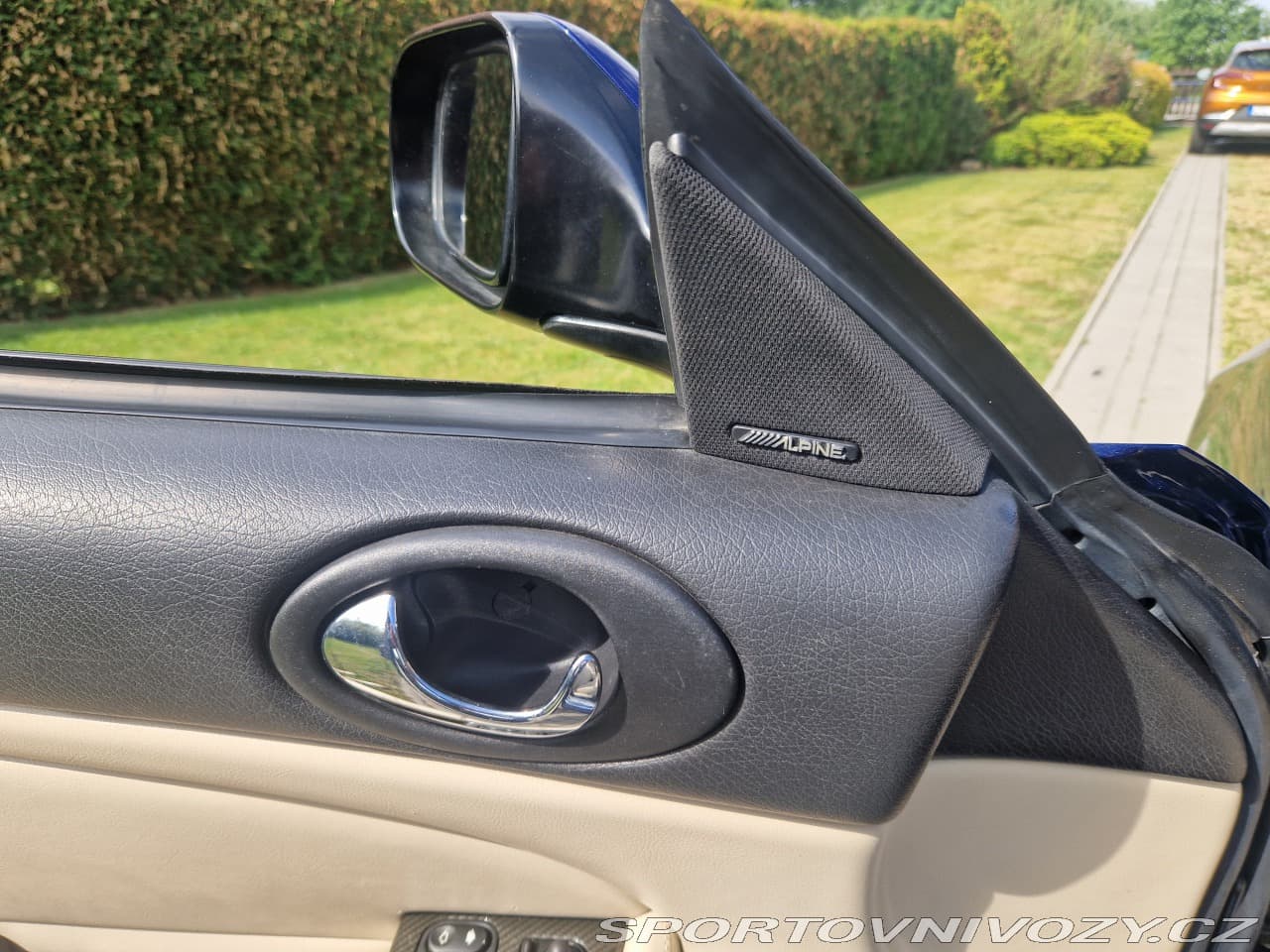 2004 Jaguar XK - 12