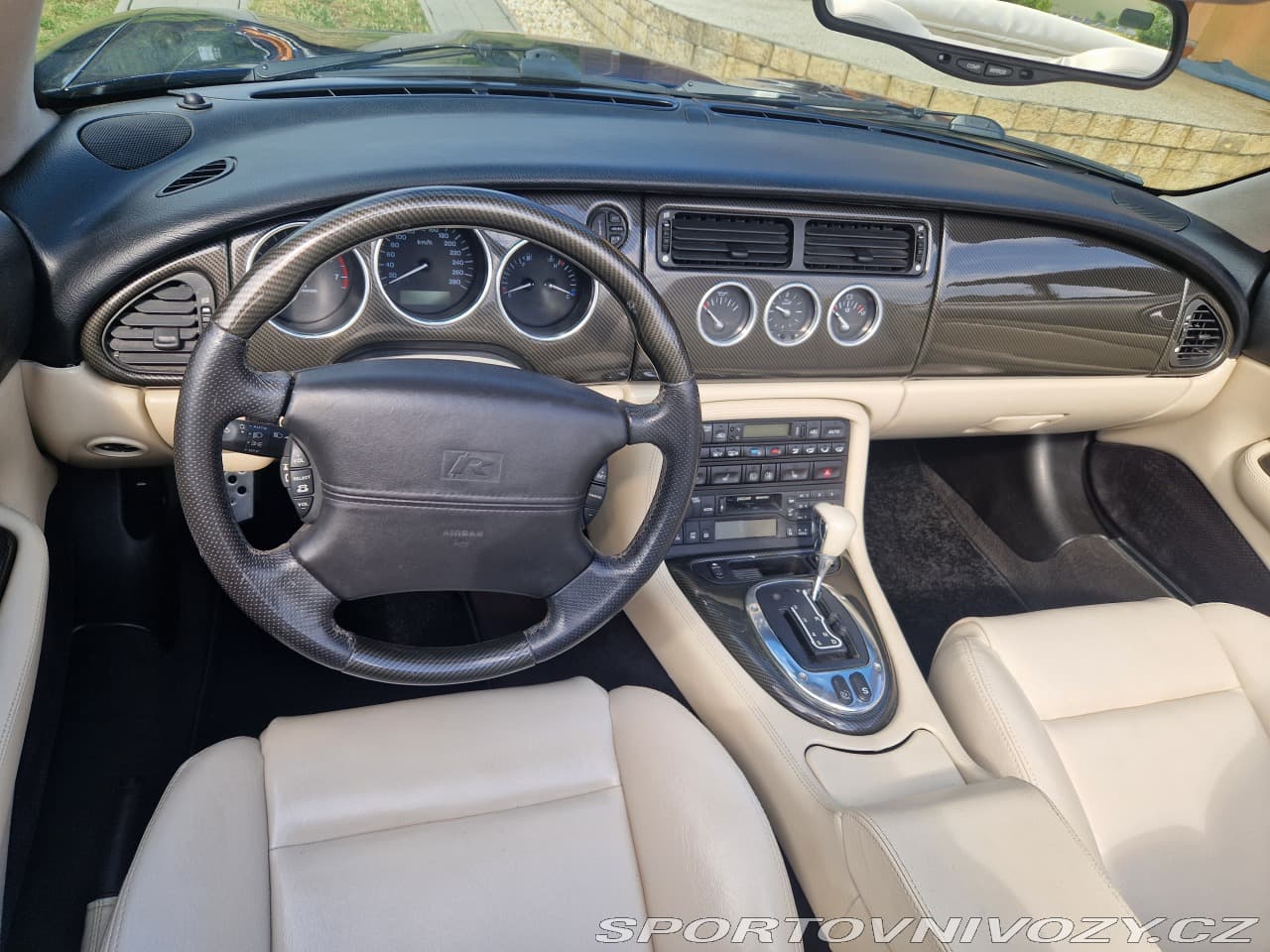 2004 Jaguar XK - 15