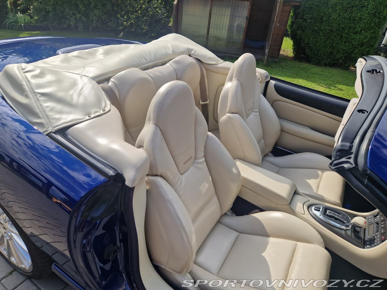 2004 Jaguar XK - 20