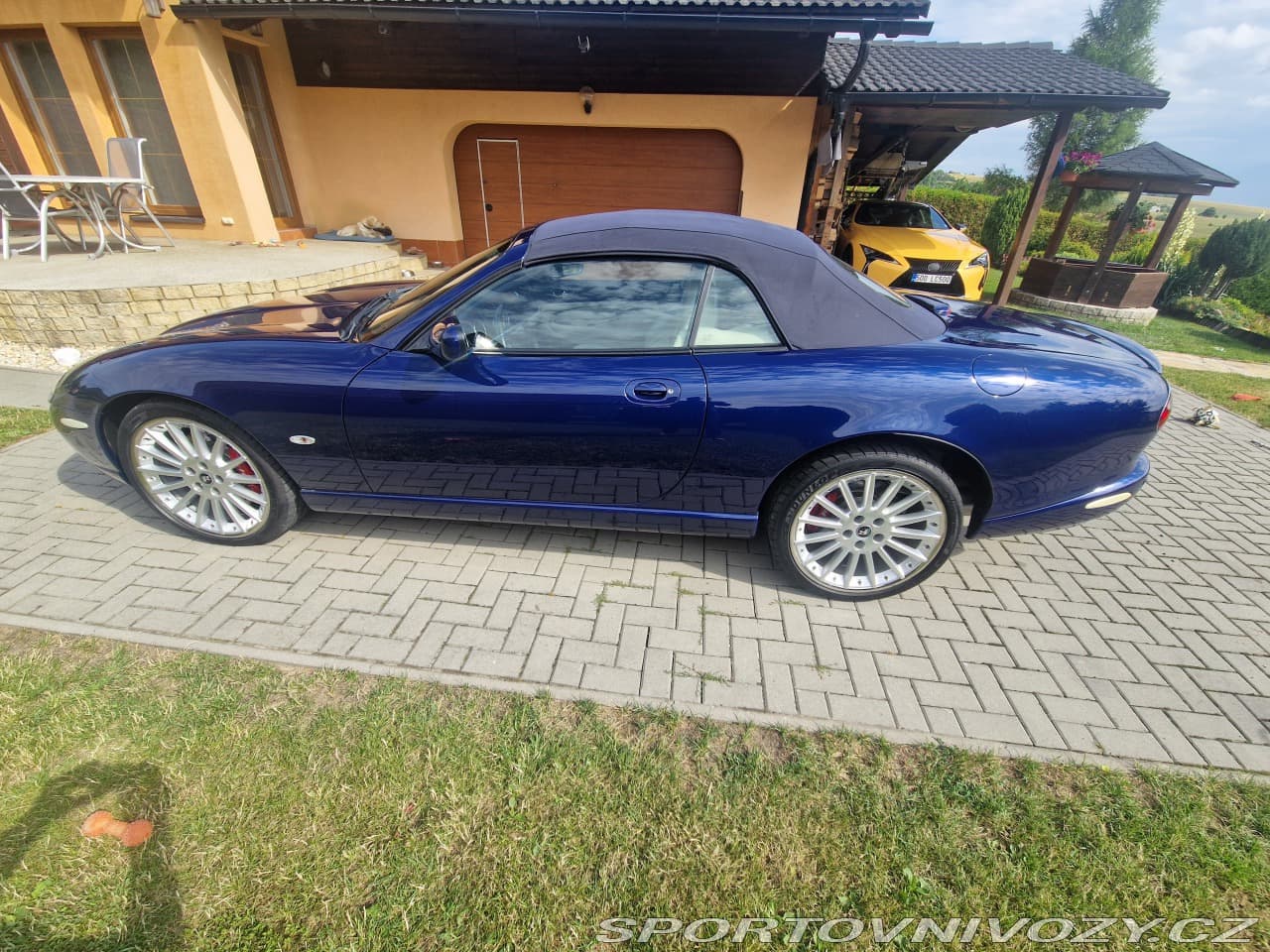 2004 Jaguar XK - 3