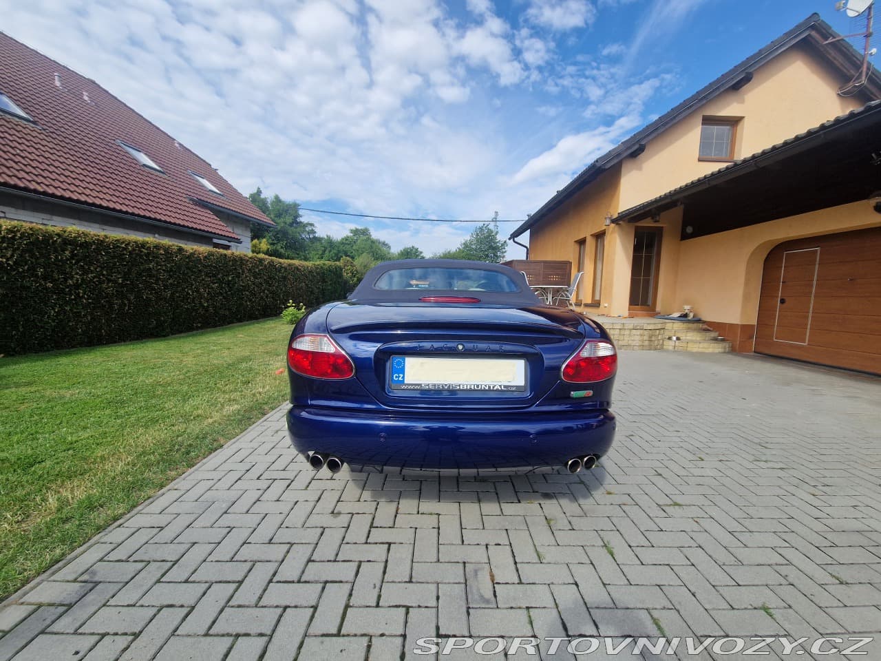 2004 Jaguar XK - 5