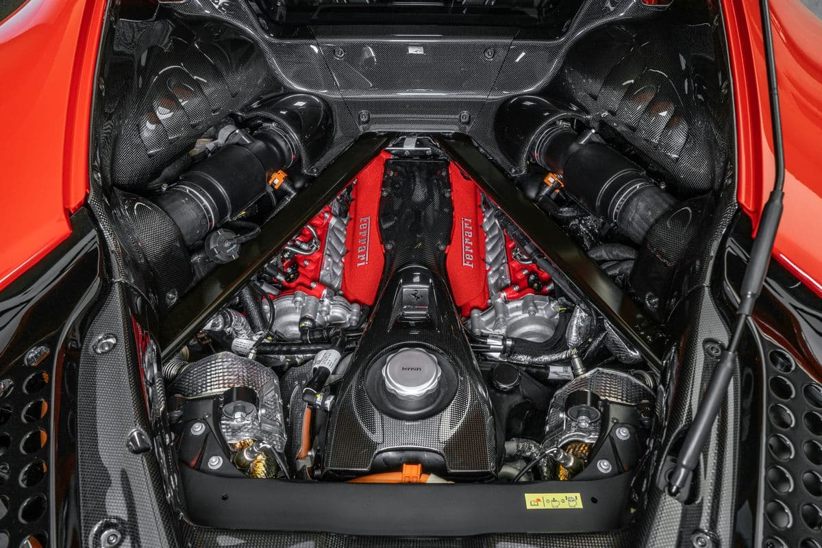 2022 Ferrari SF90 - 14