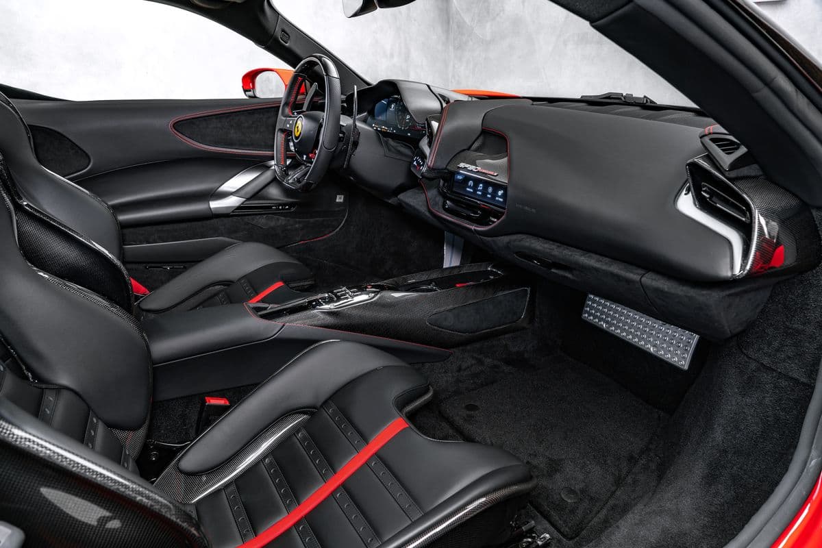 2022 Ferrari SF90 - 16