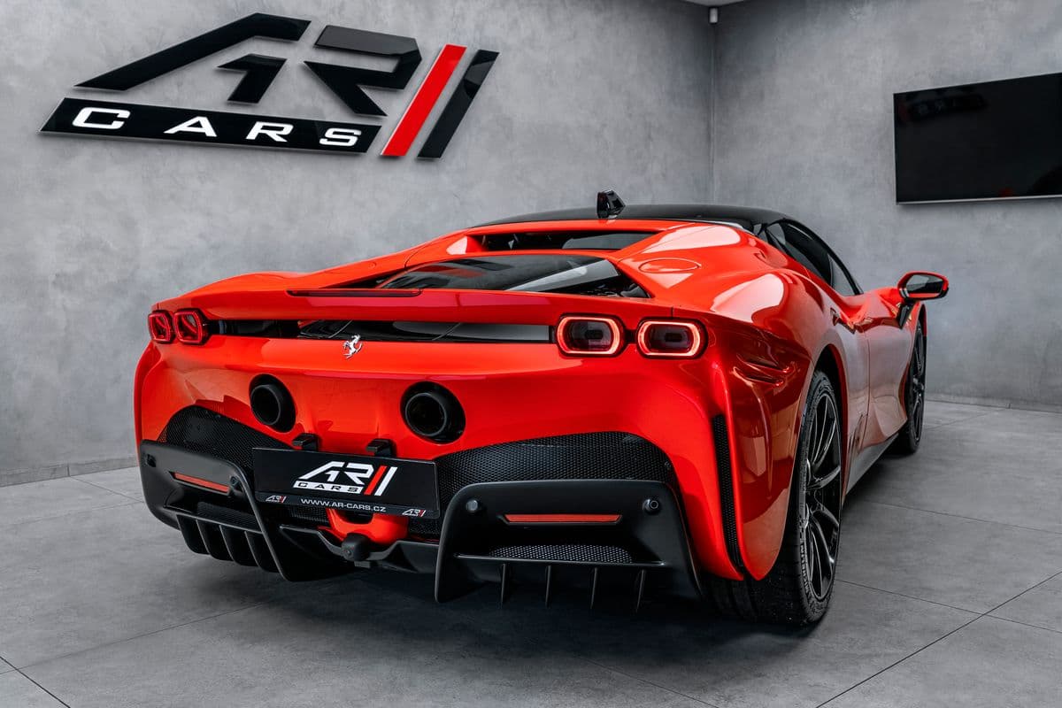 2022 Ferrari SF90 - 5