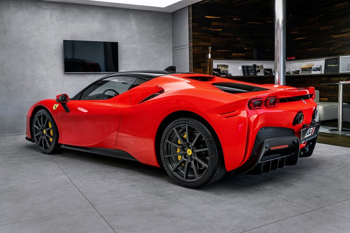 2022 Ferrari SF90 - 6