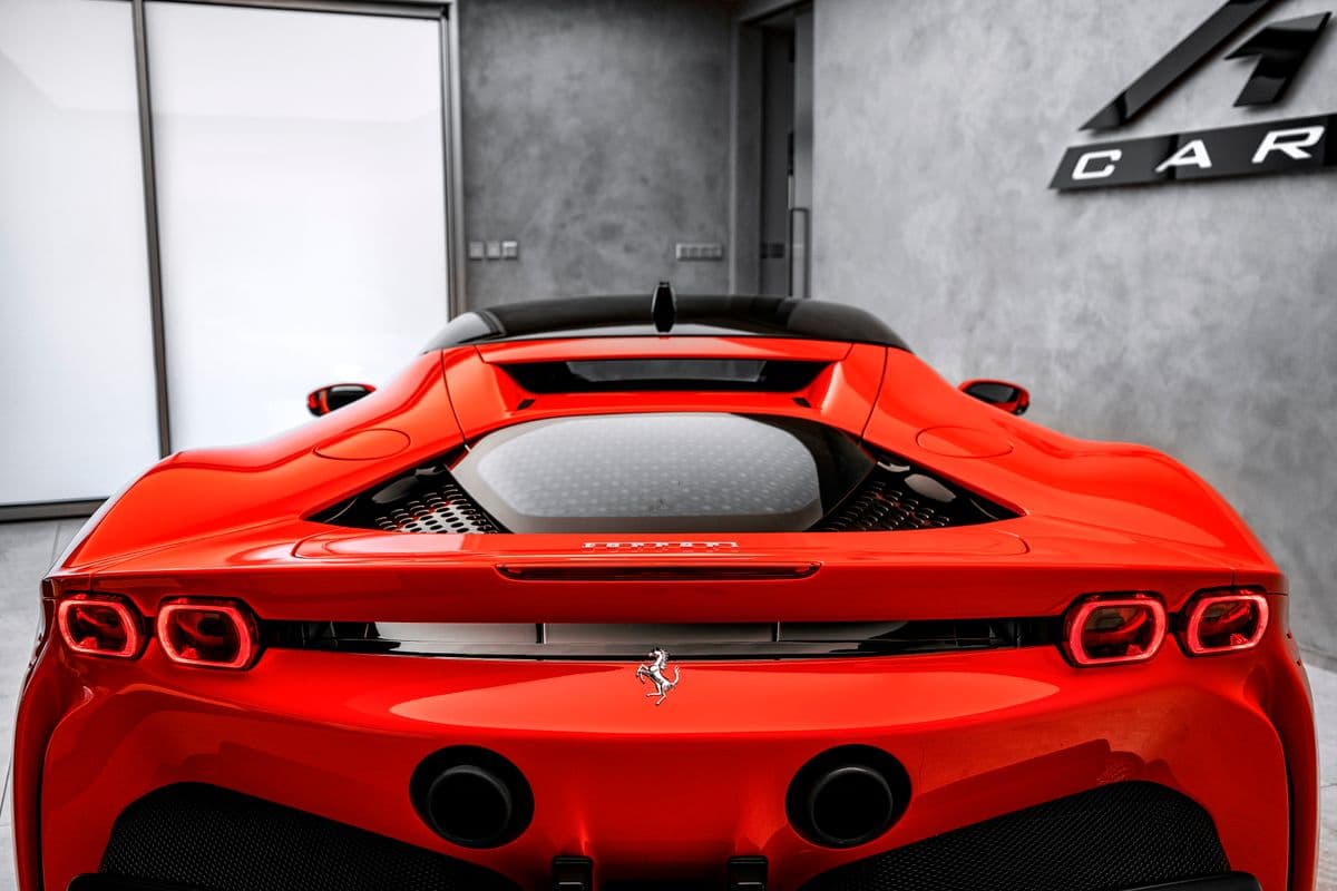 2022 Ferrari SF90 - 7
