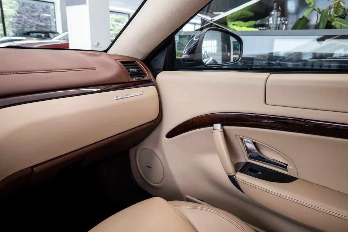 2011 Maserati OSTATNÍ - 11