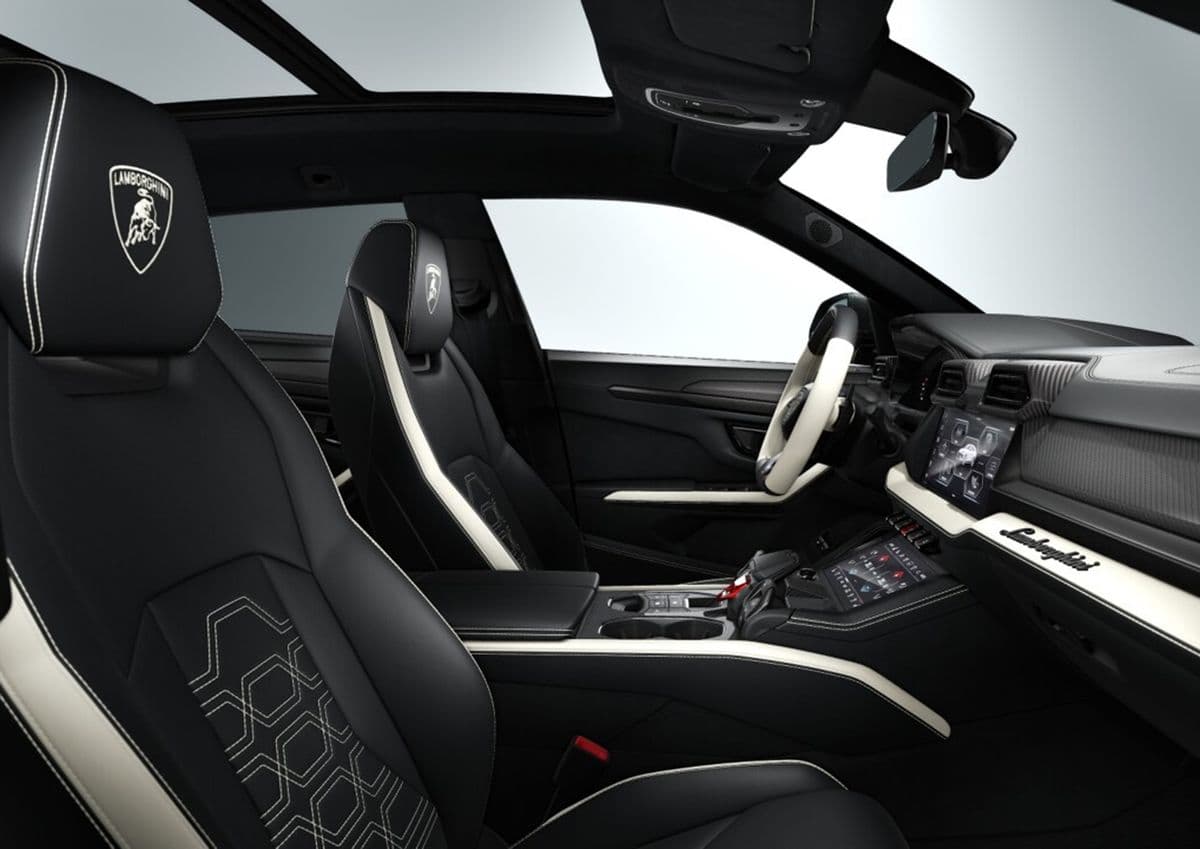 2025 Lamborghini URUS - 8