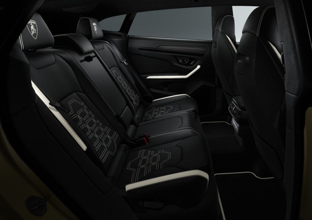 2025 Lamborghini URUS - 9