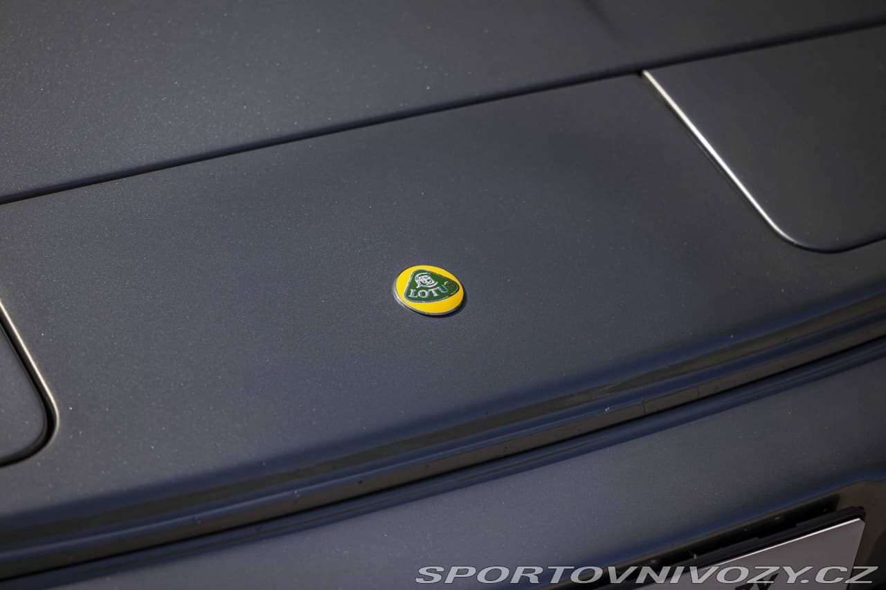 1991 Lotus Esprit - 43