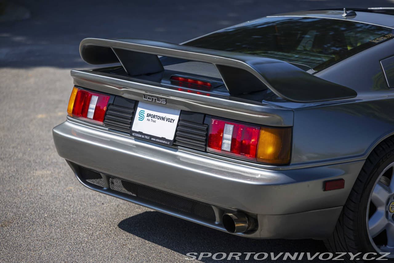 1991 Lotus Esprit - 46