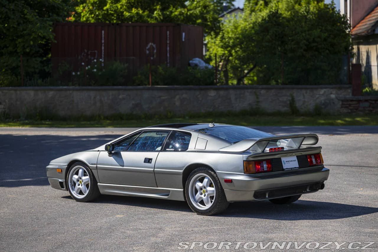 1991 Lotus Esprit - 13