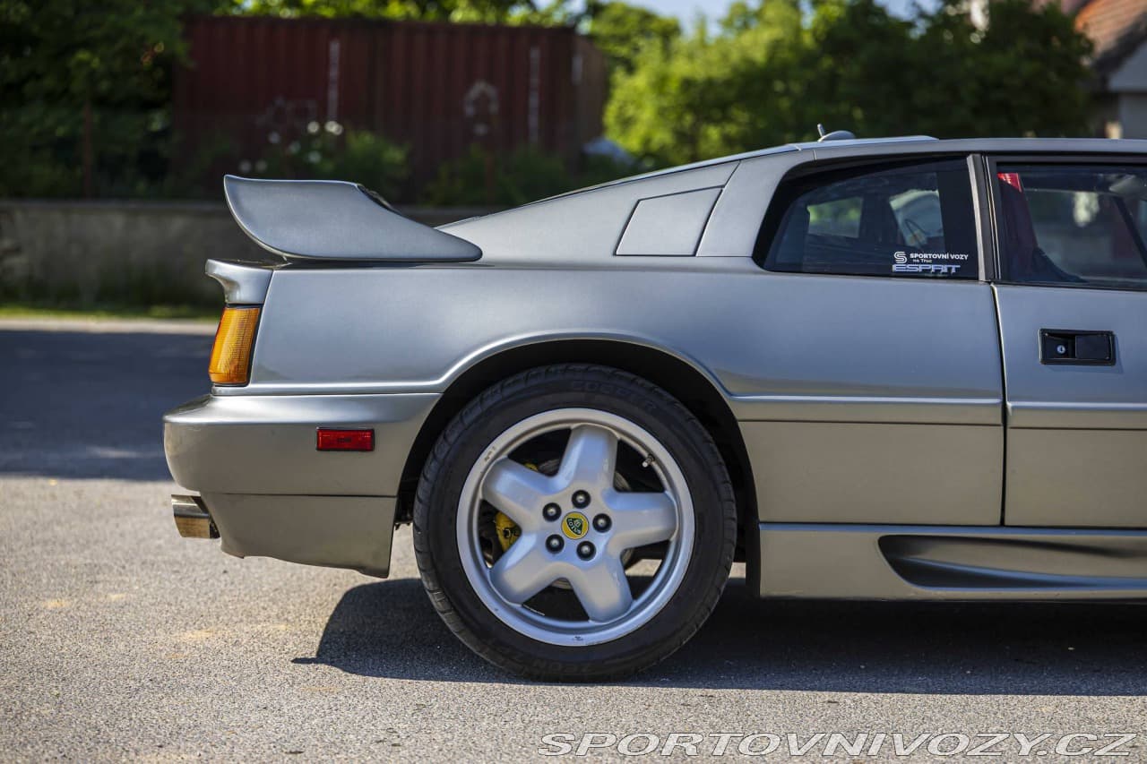 1991 Lotus Esprit - 25