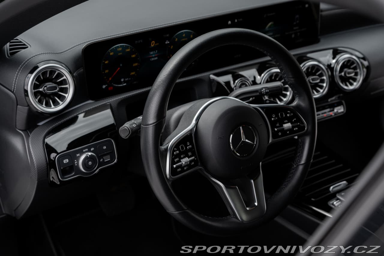 2022 Mercedes-Benz CLA - 11