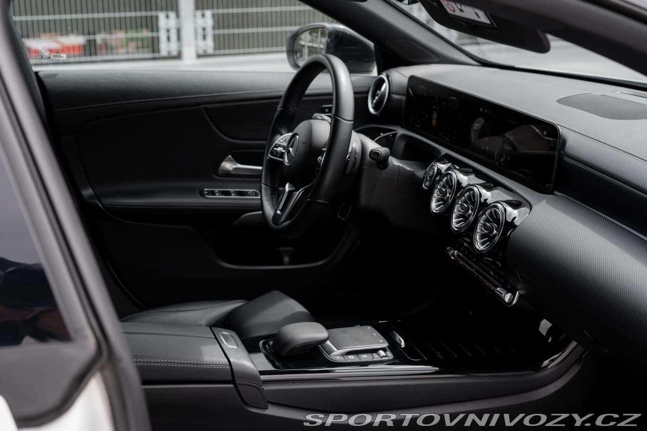 2022 Mercedes-Benz CLA - 3