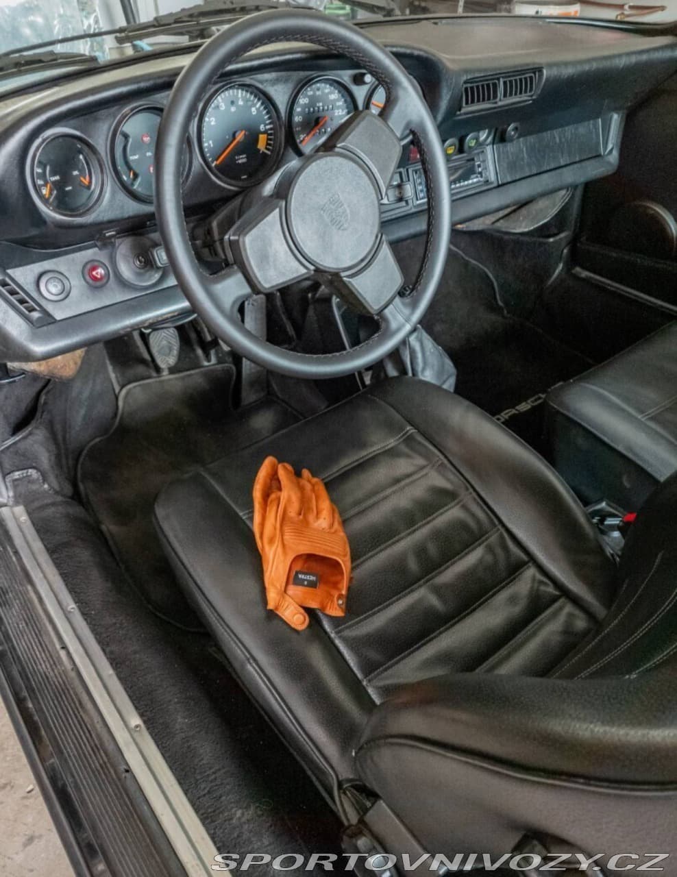 1982 Porsche 911 - 11