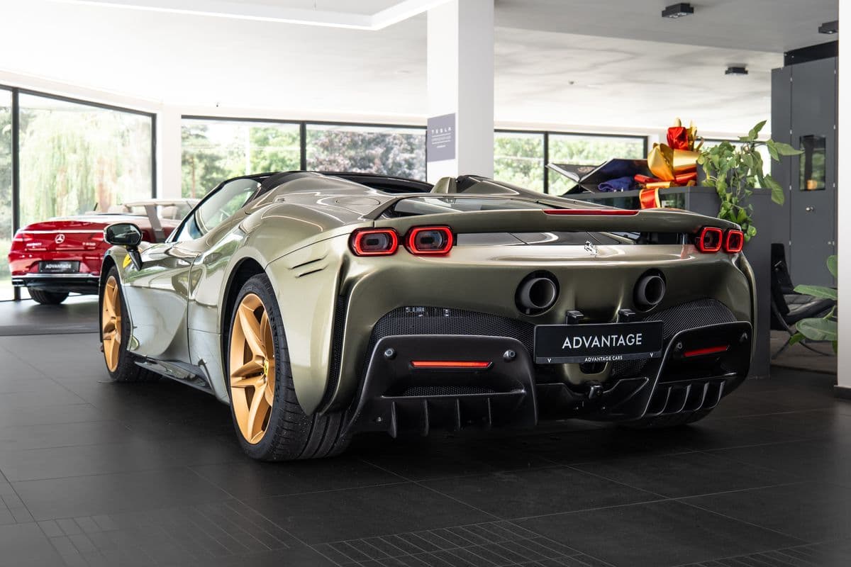 2025 Ferrari SF90 - 4