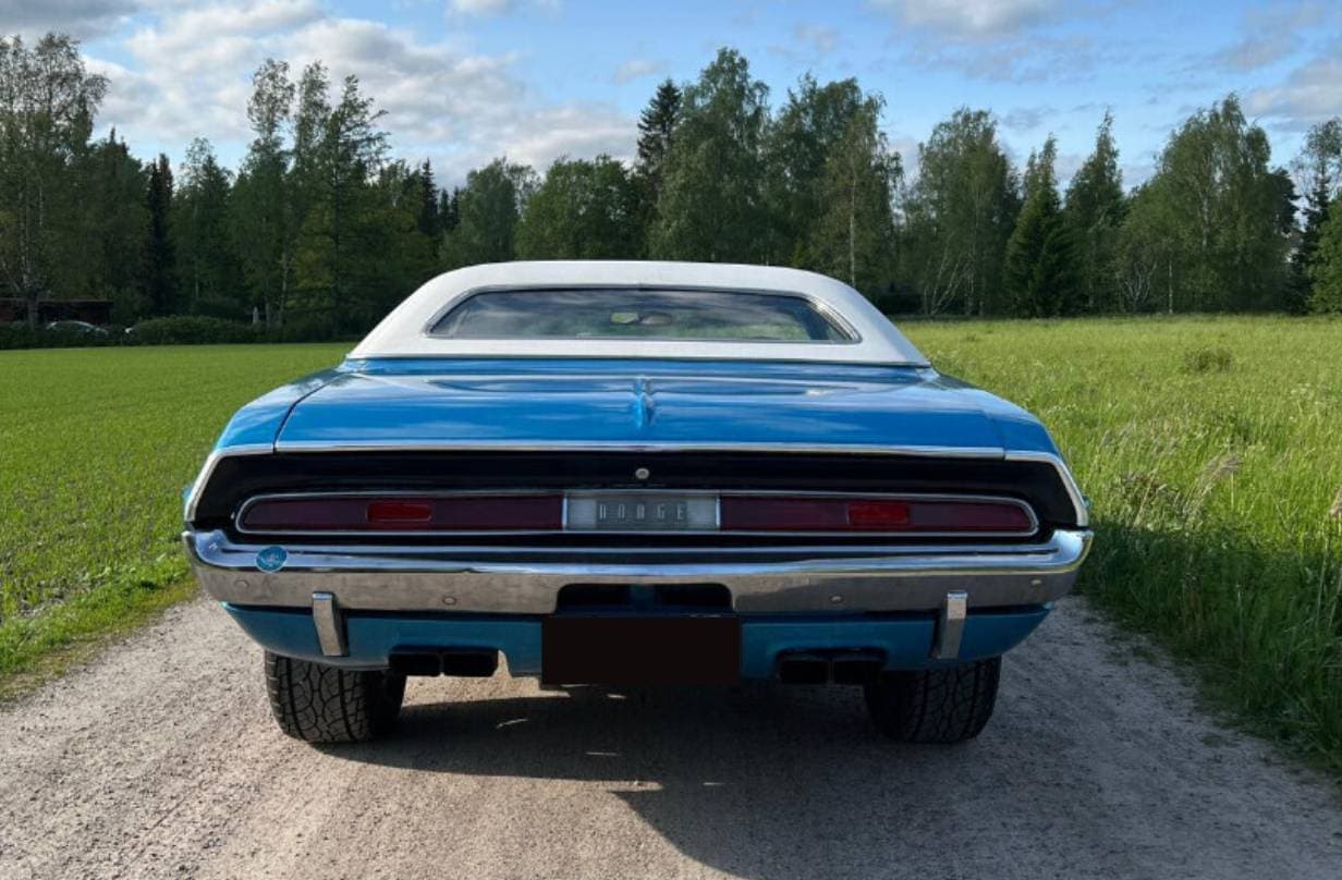 1970 Dodge CHALLENGER - 7