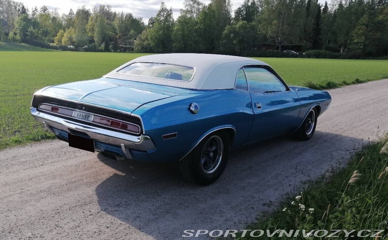 1970 Dodge CHALLENGER - 8