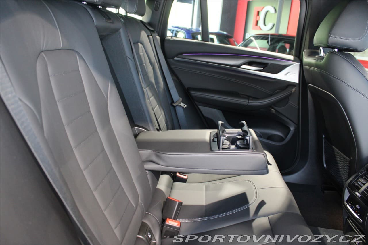 2024 BMW X4 - 11