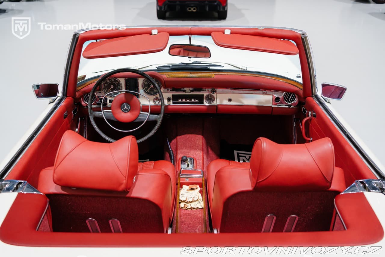 1971 Mercedes-Benz SL - 11