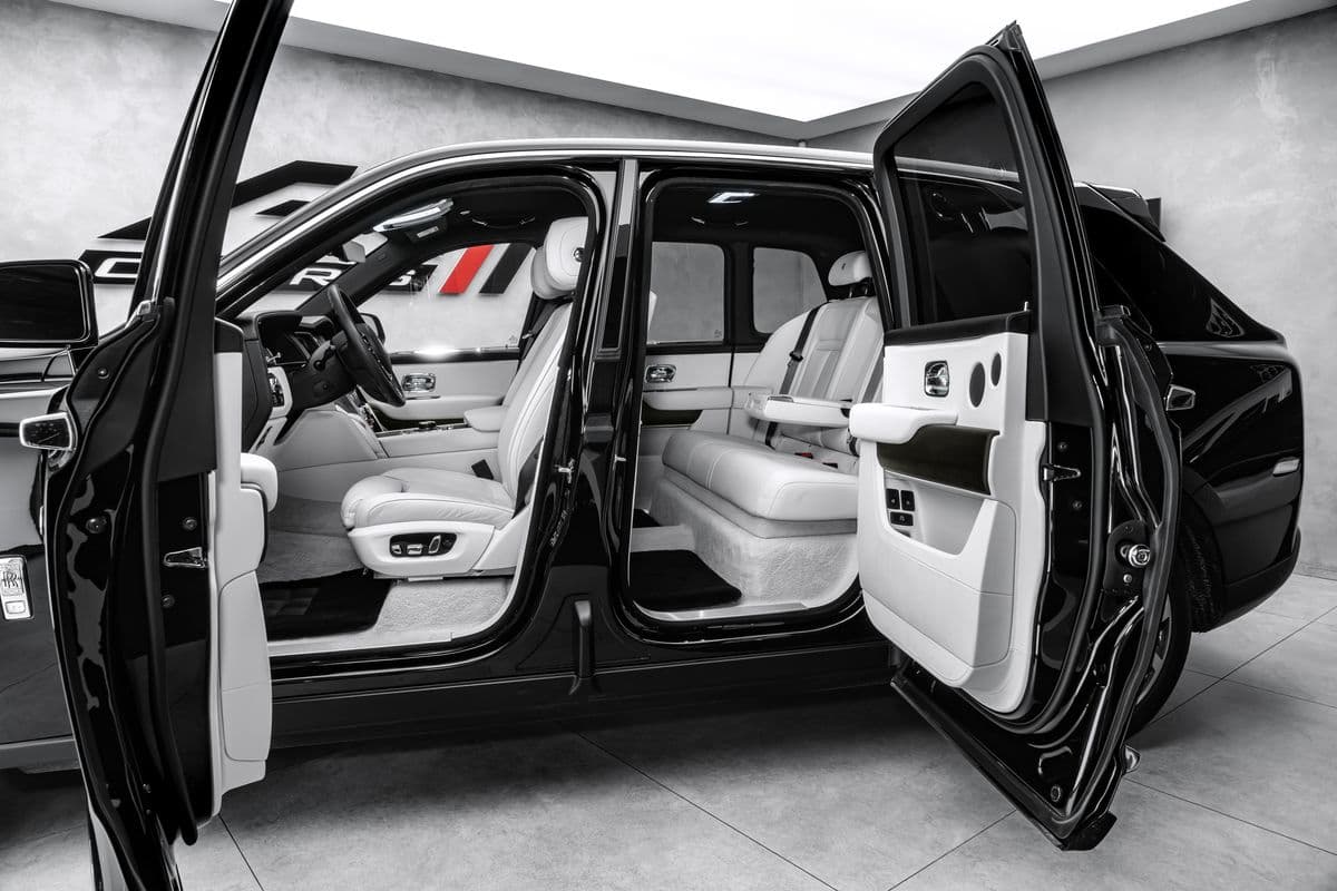 2020 Rolls-Royce CULLINAN - 17
