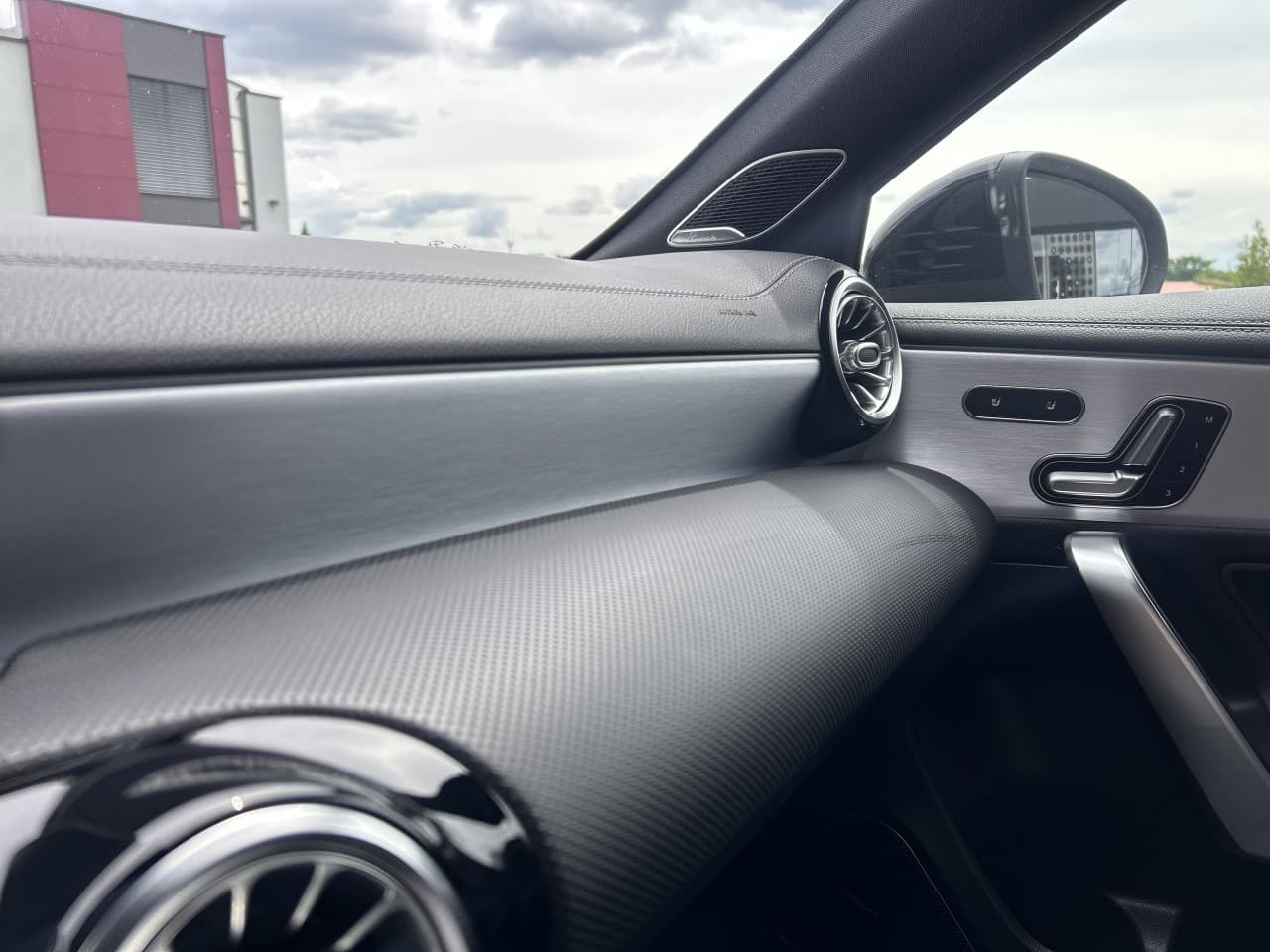 2020 Mercedes-Benz A-CLASS - 19