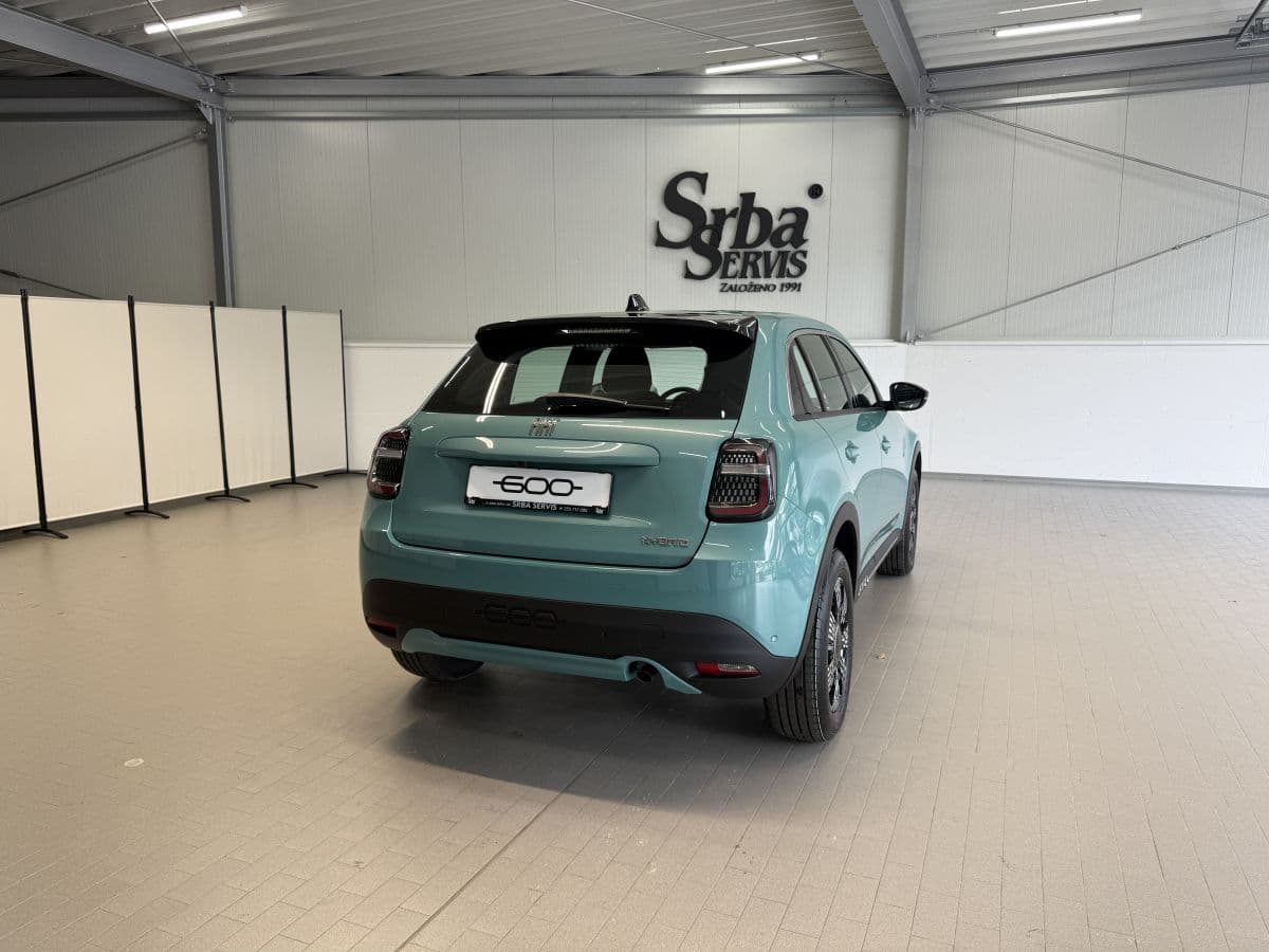 2025 Fiat 600 - 4