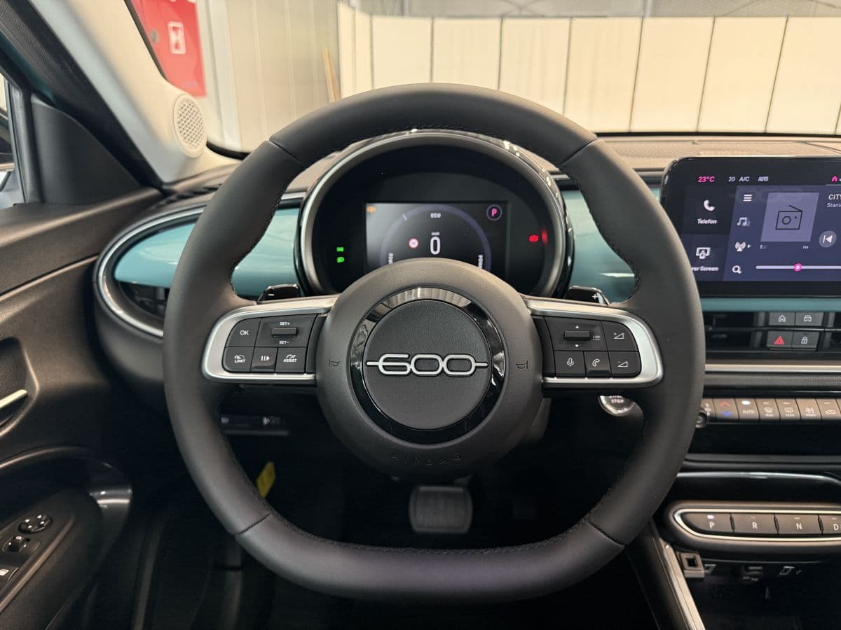 2025 Fiat 600 - 8