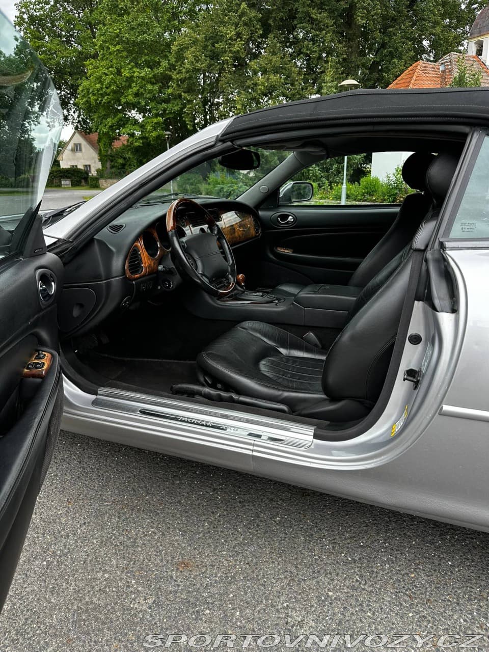 2001 Jaguar XK - 20