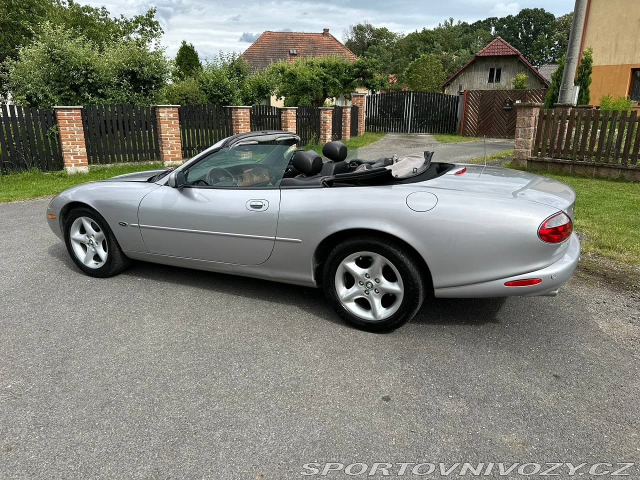 2001 Jaguar XK - 5