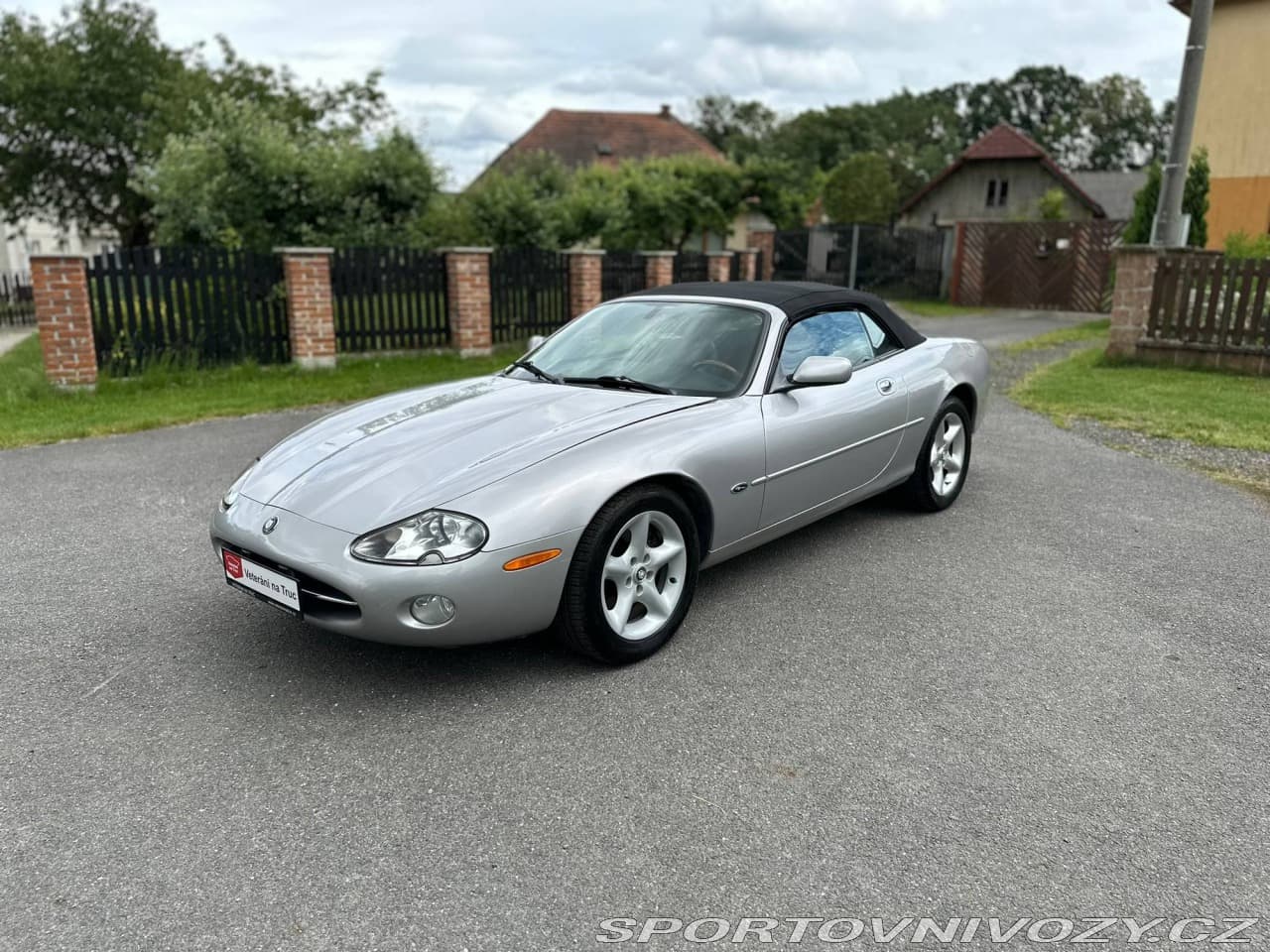 2001 Jaguar XK - 8