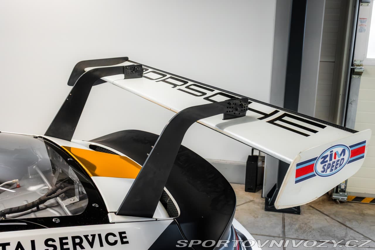 2024 Porsche 911 - 9