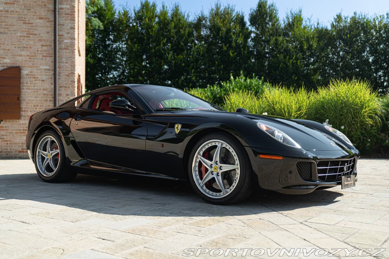 2010 Ferrari 599 - 2