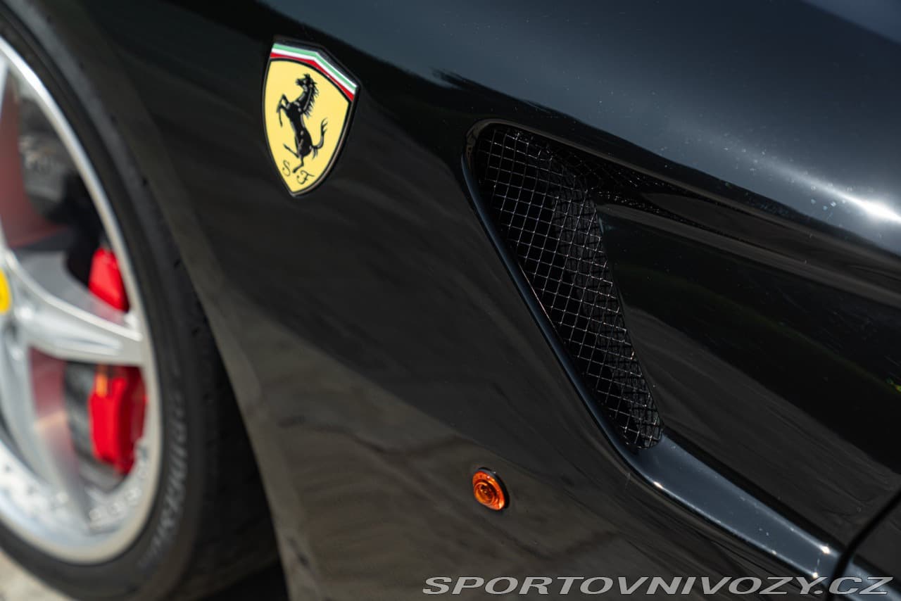 2010 Ferrari 599 - 20