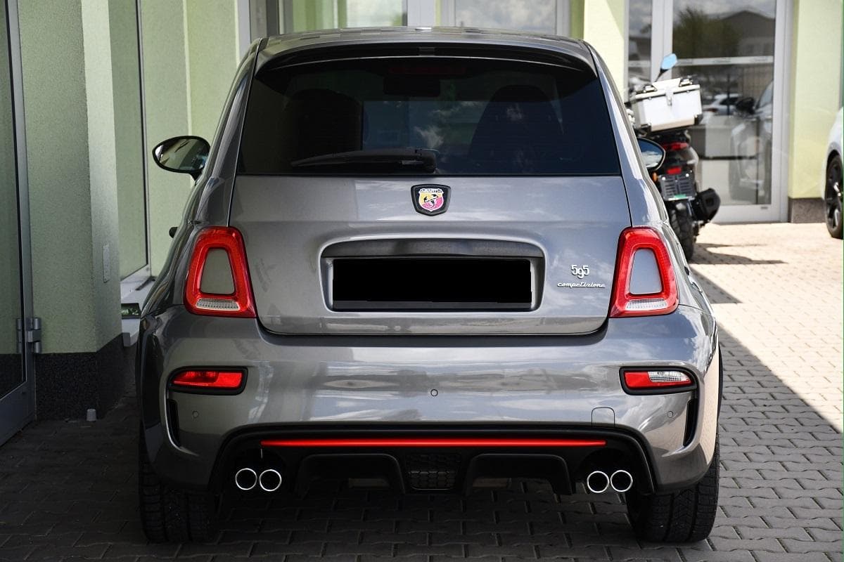 2019 Abarth 500 - 10