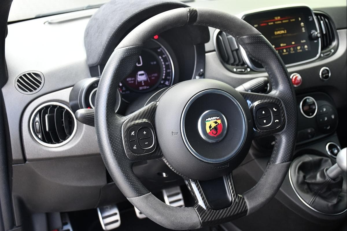 2019 Abarth 500 - 16