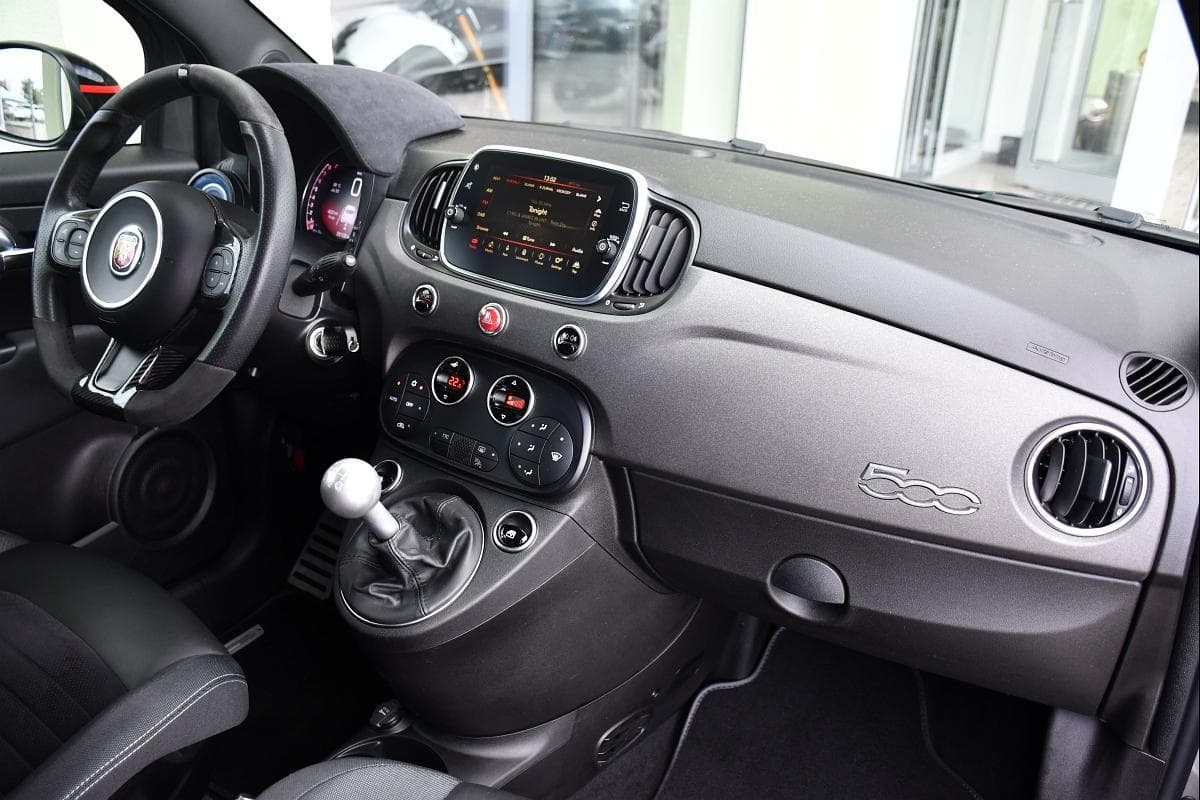 2019 Abarth 500 - 17