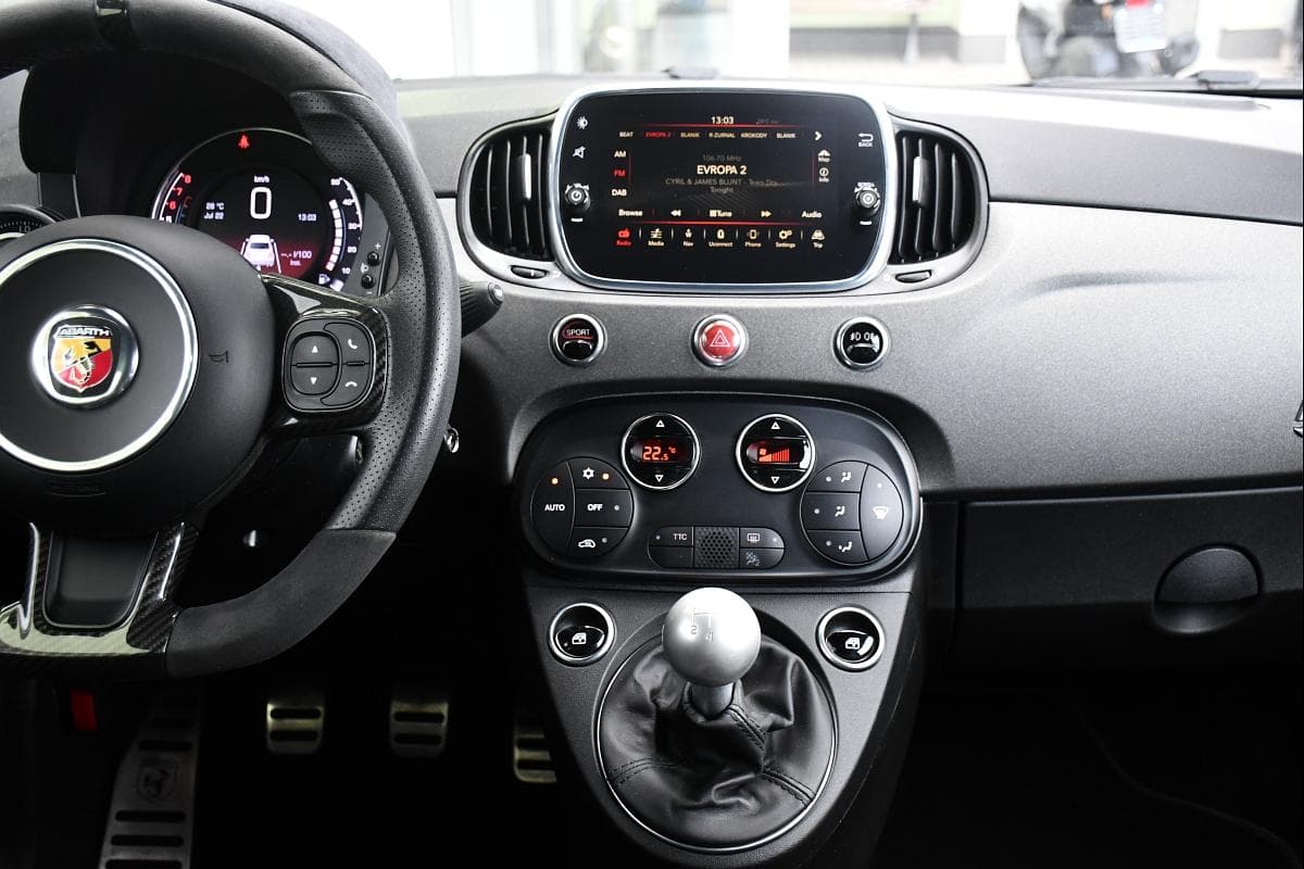 2019 Abarth 500 - 7