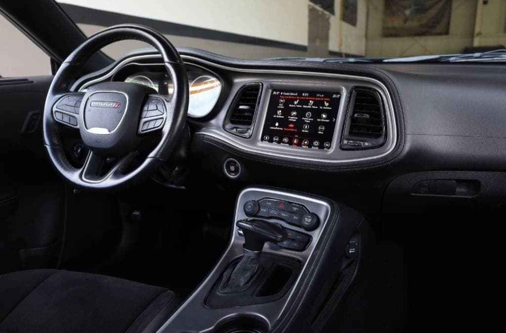 2022 Dodge CHALLENGER - 8