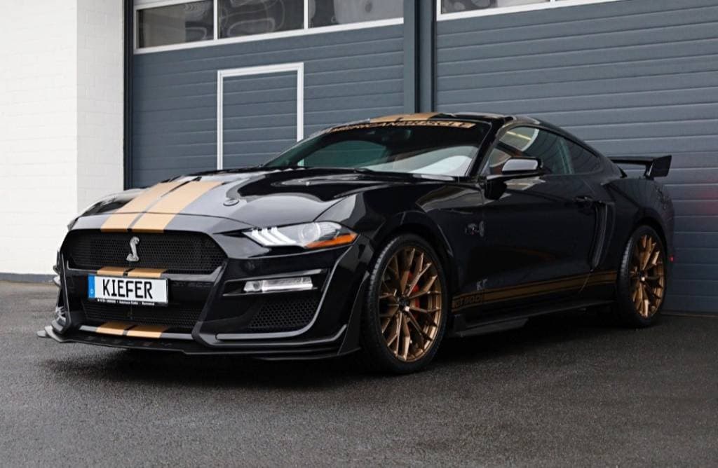 2020 Ford MUSTANG