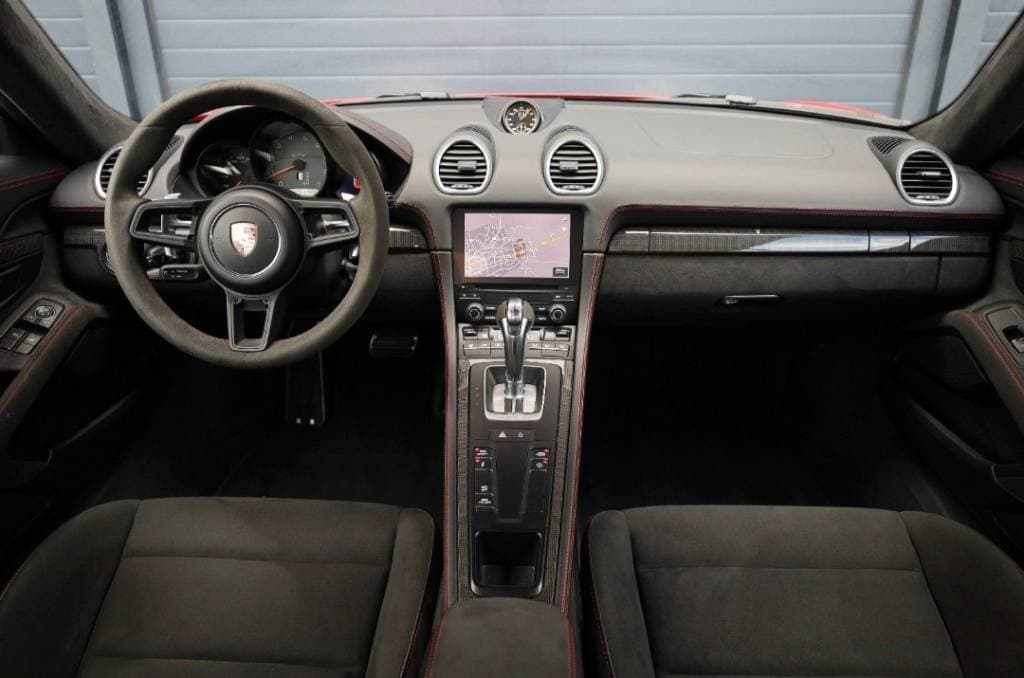 2021 Porsche 718 - 11