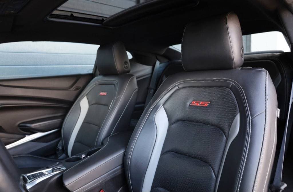 2020 Chevrolet Camaro - 17