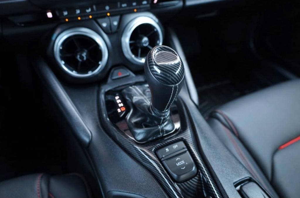 2020 Chevrolet Camaro - 27