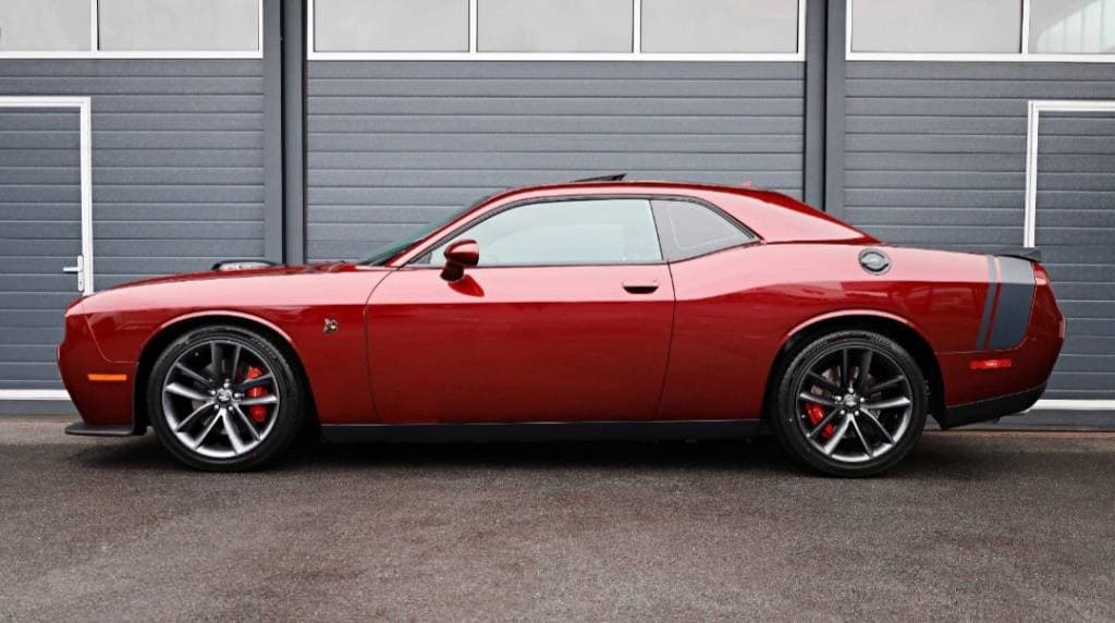 2018 Dodge CHALLENGER - 3