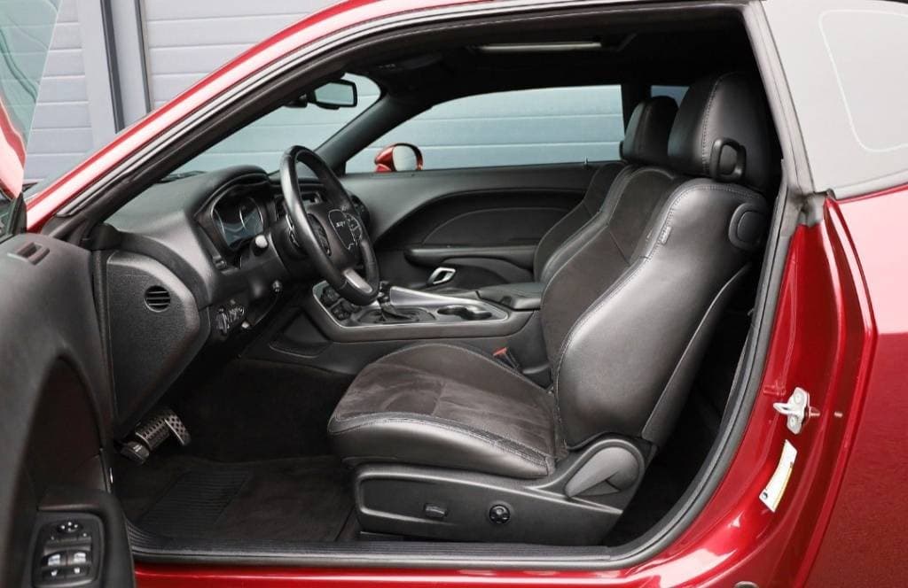 2018 Dodge CHALLENGER - 7