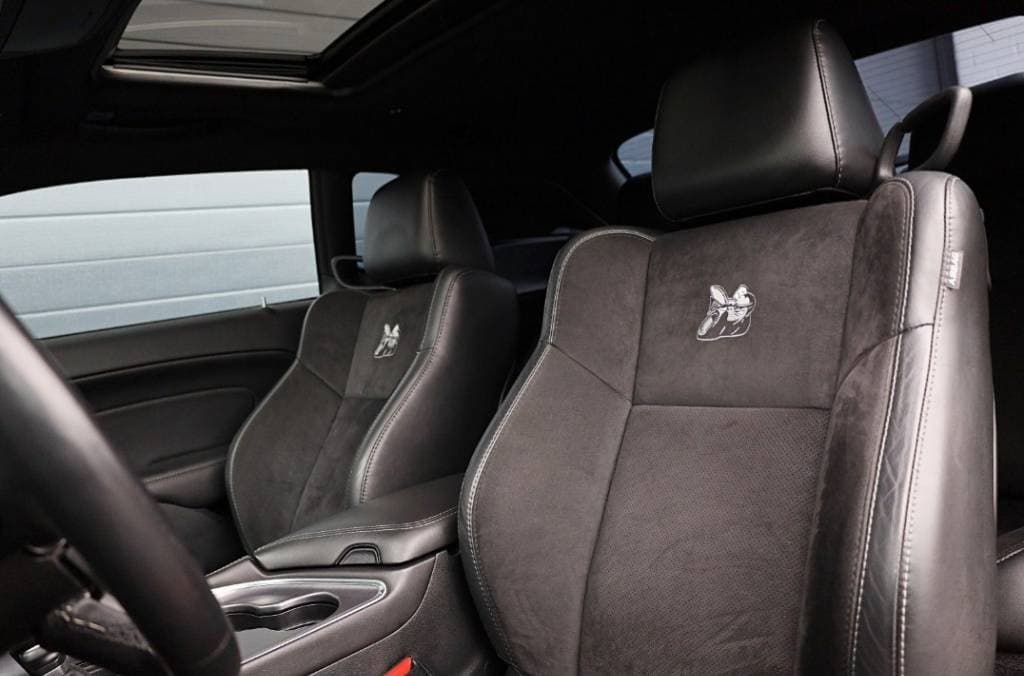 2018 Dodge CHALLENGER - 8